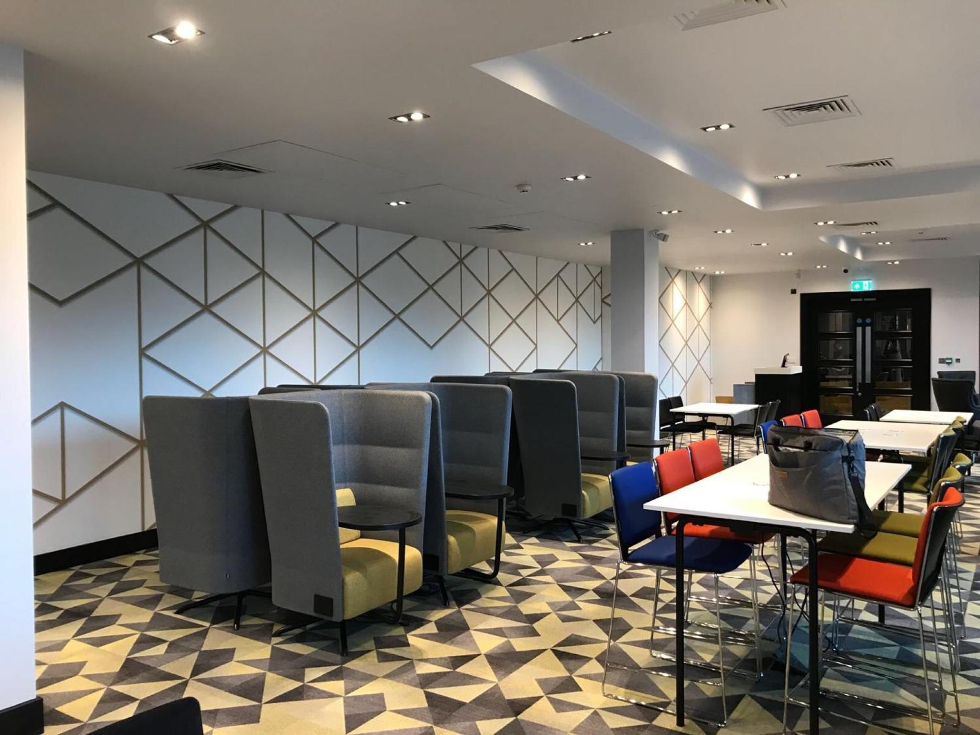 Village Hotel Ковентрі Екстер'єр фото